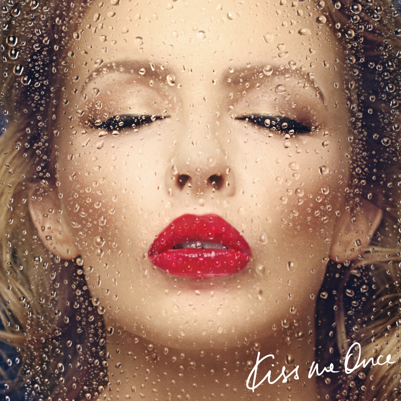 Kylie Minogue- 1600 x 1600