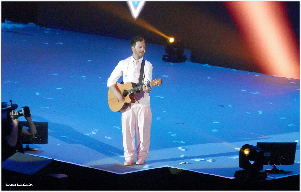 christophe-mae-les-enfoires-2013-a